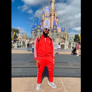 Meet your Posher, Andres